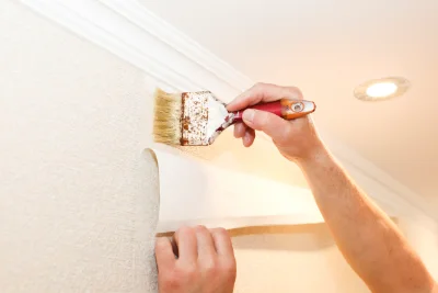 Pose de papier peint à Aurons — revêtements muraux et toiles de verre